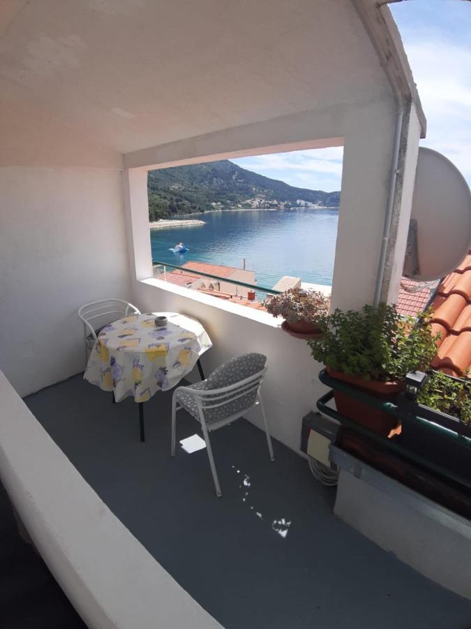 Apartments Knezic Igrane Exterior photo